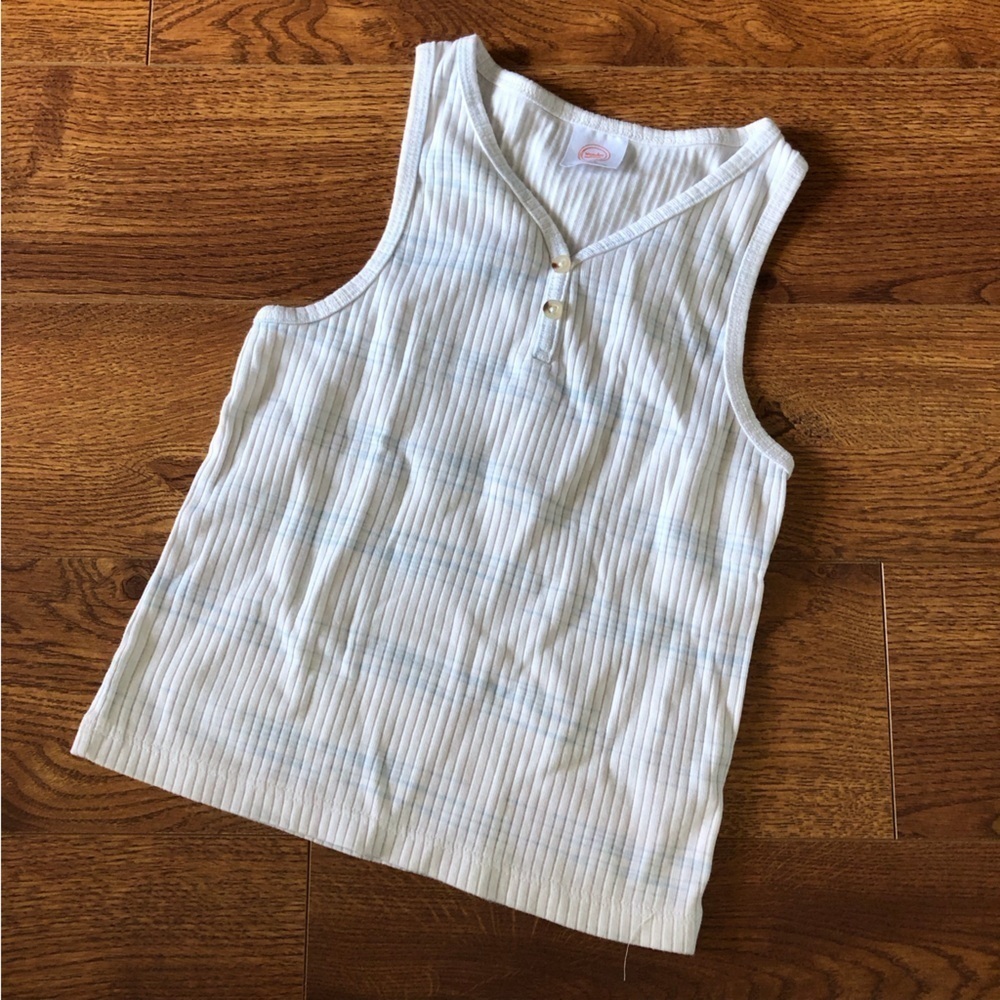 Wonder Nation white ribbed tank top in size M (7/8)